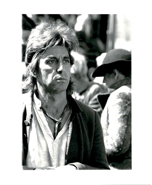 Publicity Photo/Still: AL PACINO - REVOLUTION 1985 Close Up In Crowd 1 Publicity Photo/Still: AL PACINO - REVOLUTION 1985 Close Up In Crowd 1
