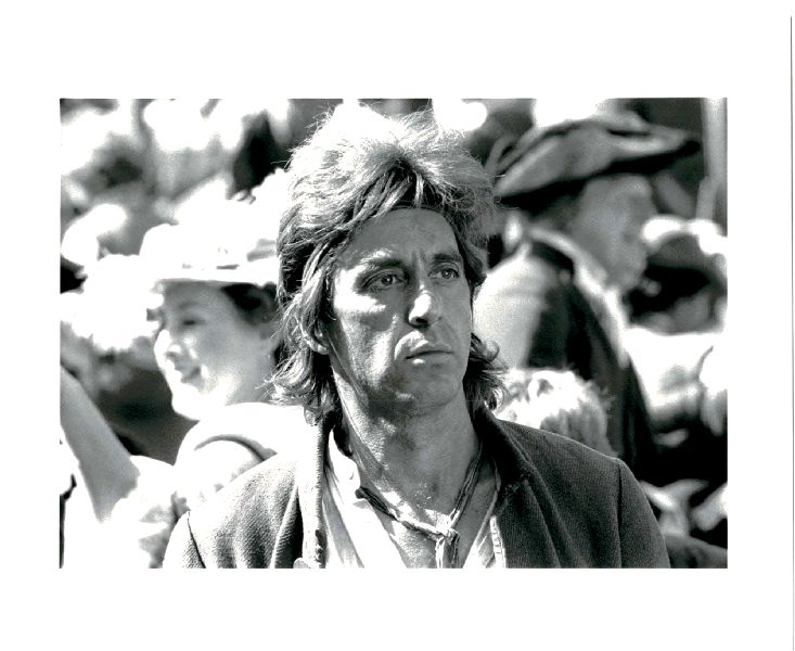 Publicity Photo/Still: AL PACINO - REVOLUTION 1985 Close Up In Crowd 2 Publicity Photo/Still: AL PACINO - REVOLUTION 1985 Close Up In Crowd 2