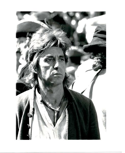 Publicity Photo/Still: AL PACINO - REVOLUTION 1985 Close Up In Crowd 3 Publicity Photo/Still: AL PACINO - REVOLUTION 1985 Close Up In Crowd 3