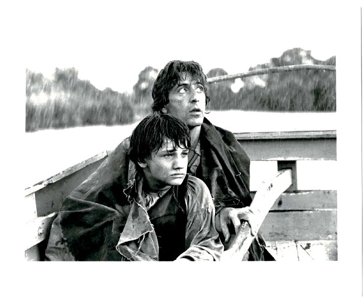 Publicity Photo/Still: AL PACINO - REVOLUTION 1985 On Boat With Boy Publicity Photo/Still: AL PACINO - REVOLUTION 1985 On Boat With Boy