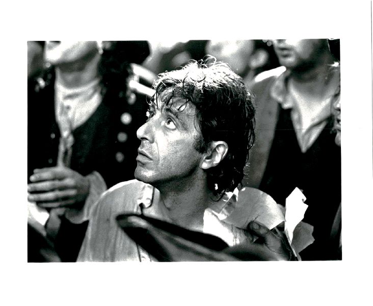 Publicity Photo/Still: AL PACINO - REVOLUTION 1985 Close Looking Up Publicity Photo/Still: AL PACINO - REVOLUTION 1985 Close Looking Up