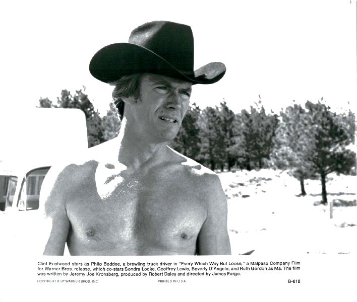Publicity Photo/Still: CLINT EASTWOOD - EVERY WHICH WAY BUT LOOSE 1978 B-618 Publicity Photo/Still: CLINT EASTWOOD - EVERY WHICH WAY BUT LOOSE 1978 B-618
