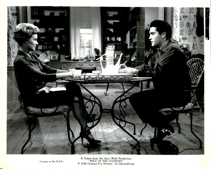 Publicity Photo/Still: ELVIS PRESLEY - WILD IN THE COUNTRY 1961 Teapot Publicity Photo/Still: ELVIS PRESLEY - WILD IN THE COUNTRY 1961 Teapot