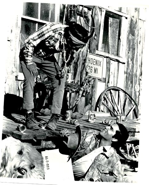 Publicity Photo/Still: ELVIS PRESLEY - STAY AWAY JOE 1968 Elvis Crawling Out