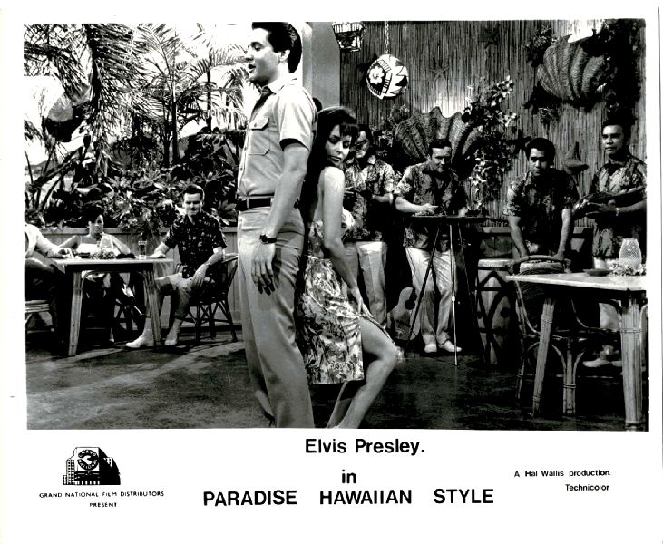 Publicity Photo/Still: ELVIS PRESLEY - PARADISE HAWAIIAN STYLE 1966 (A) Publicity Photo/Still: ELVIS PRESLEY - PARADISE HAWAIIAN STYLE 1966 (A)
