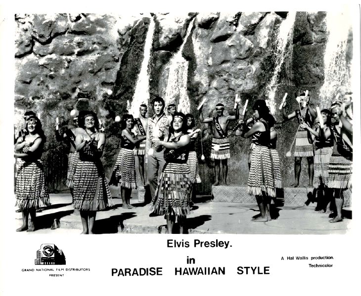 Publicity Photo/Still: ELVIS PRESLEY - PARADISE HAWAIIAN STYLE 1966 (D) Publicity Photo/Still: ELVIS PRESLEY - PARADISE HAWAIIAN STYLE 1966 (D)