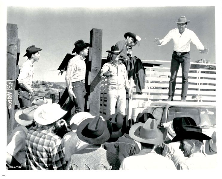 Publicity Photo/Still: ELVIS PRESLEY - STAY AWAY JOE 1968 On Car Cowboys