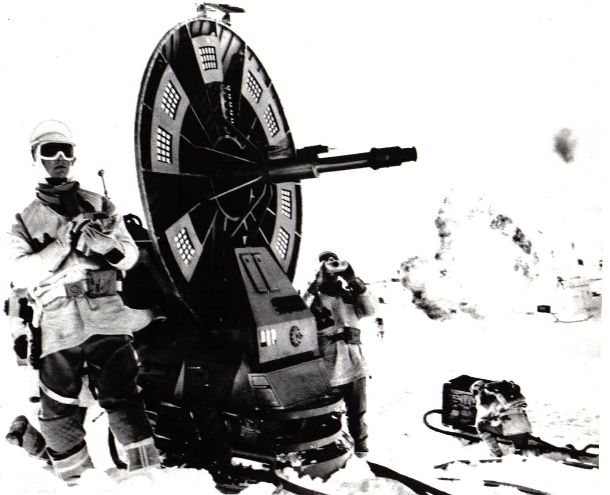 STAR WARS EPISODE V THE EMPIRE STRIKES BACK: B/W Still Hoth Rebels With Cannon