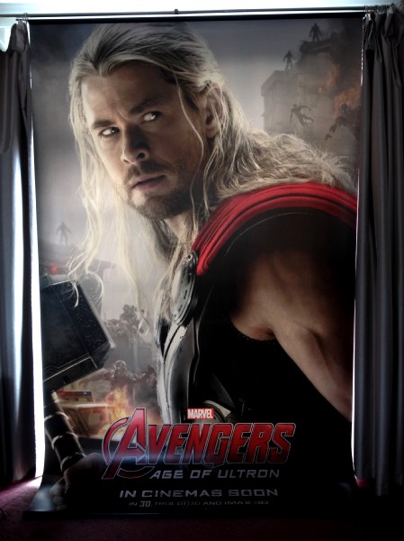 Cinema Banner: AVENGERS AGE OF ULTRON 2015 (Thor) Robert Downey Jr. Chris Hemsworth Cinema Banner: AVENGERS AGE OF ULTRON 2015 (Thor) Robert Downey Jr. Chris Hemsworth