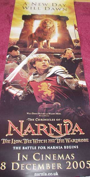 CHRONICLES OF NARNIA LION, WITCH & WARDROBE: Aslan and Kids Small Cinema Banner