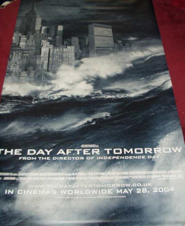 DAY AFTER TOMORROW, THE: Manhattan Wave Scene Cinema Banner DAY AFTER TOMORROW, THE: Manhattan Wave Scene Cinema Banner