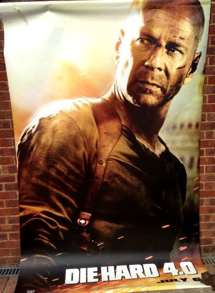 Cinema Banner: DIE HARD 4.0 2007 Bruce Willis Timothy Olyphant Maggie Q Cinema Banner: DIE HARD 4.0 2007 Bruce Willis Timothy Olyphant Maggie Q