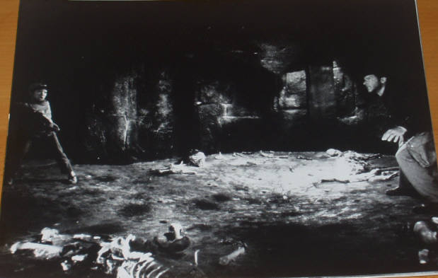 INDIANA JONES AND THE TEMPLE OF DOOM: B/W Still Bones Room