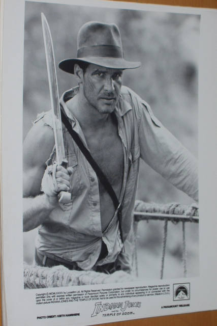 INDIANA JONES AND THE TEMPLE OF DOOM: B/W Still Indy With Blade