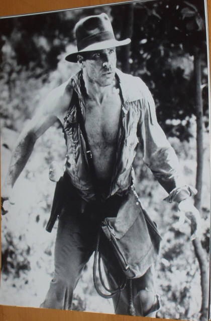 INDIANA JONES AND THE TEMPLE OF DOOM: B/W Still The Man in the Hat