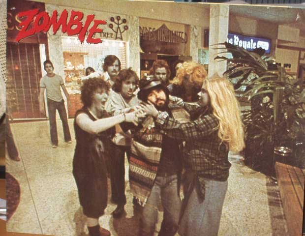 DAWN OF THE DEAD: German Lobby Card (No. 7)