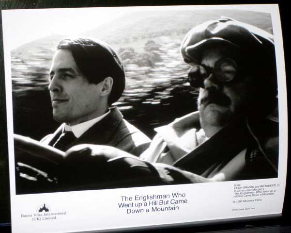 ENGLISHMAN WHO WENT UP A HIILL: Publicity Still B-88 Grant and McNeice in Car ENGLISHMAN WHO WENT UP A HIILL: Publicity Still B-88 Grant and McNeice in Car