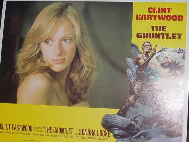 GAUNTLET, THE: Lobby Card No. 6 (Locke Alone)