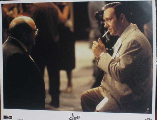 LA CONFIDENTIAL: Lobby Card (Jack Vincennes & Sid Hudgens)