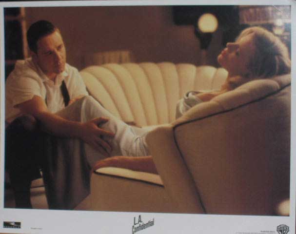 LA CONFIDENTIAL: Lobby Card (Wendell White/Lynn Bracken on Sofa)