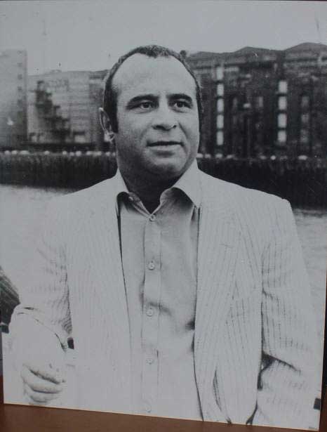 LONG, GOOD FRIDAY, THE: B/W Still (Bob Hoskins)