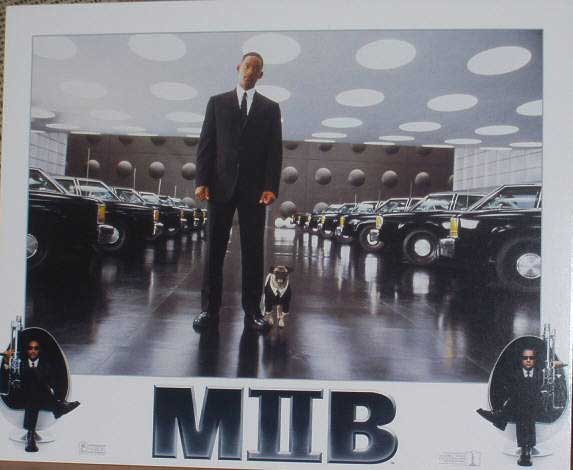MEN IN BLACK 2: Lobby Card (Jay With Cars)