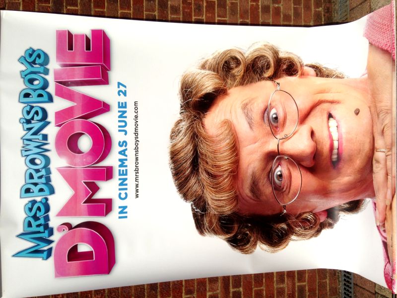 Cinema Banner: MRS BROWN'S BOYS D'MOVIE 2014 (Chin) Brendan O'Carroll