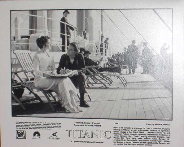 TITANIC: B/W Still (DiCaprio & Winslett on Seat) TITANIC: B/W Still (DiCaprio & Winslett on Seat)