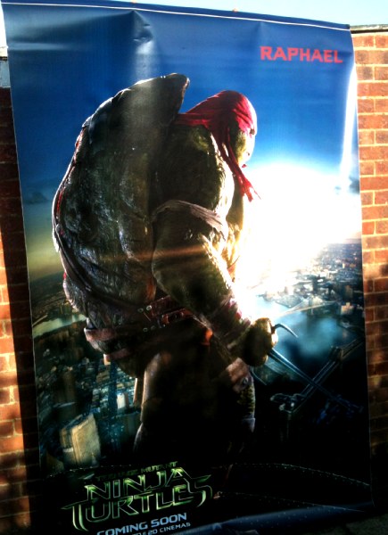 Cinema Banner: TEENAGE MUTANT NINJA TURTLES 2014 (Raphael) Megan Fox Will Arnet