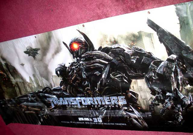 TRANSFORMERS 3 DARK OF THE MOON: Megatron Cinema Banner TRANSFORMERS 3 DARK OF THE MOON: Megatron Cinema Banner