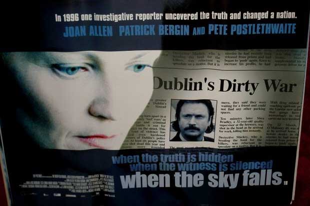 WHEN THE SKY FALLS: Main UK Quad Film Poster WHEN THE SKY FALLS: Main UK Quad Film Poster