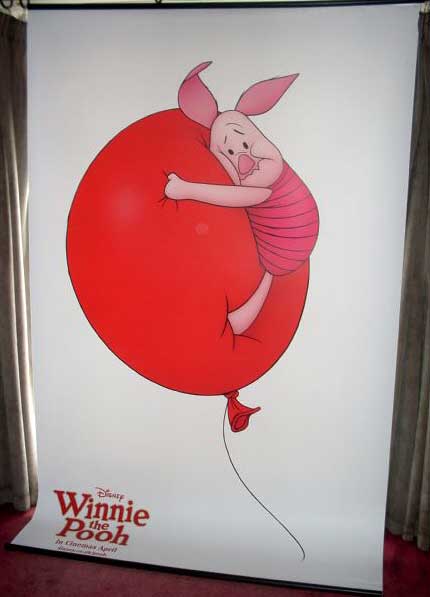 WINNIE THE POOH: Piglet & Balloon Cinema Banner